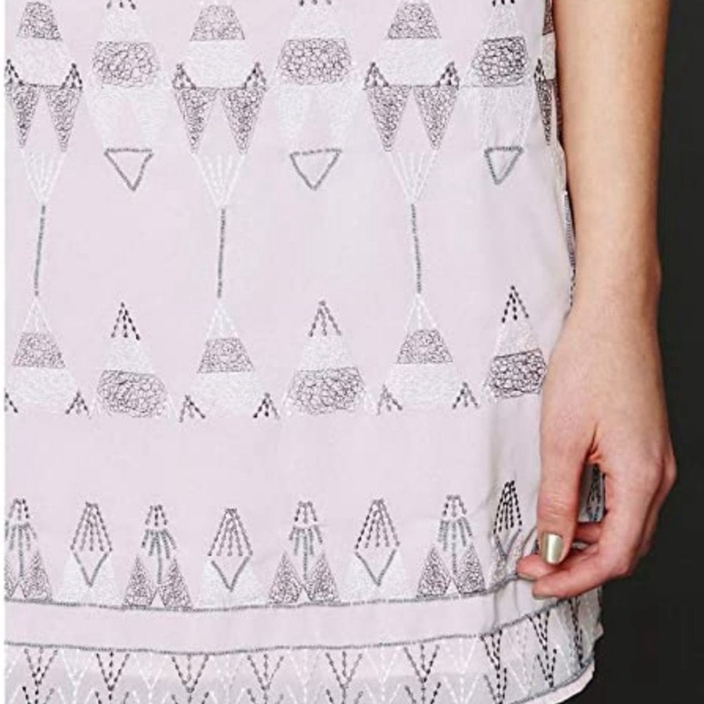 Free People FRANCES BEAN Pale Pink Crepe Beaded Embroidered Tunic Dress Size M - Picture 4 of 9